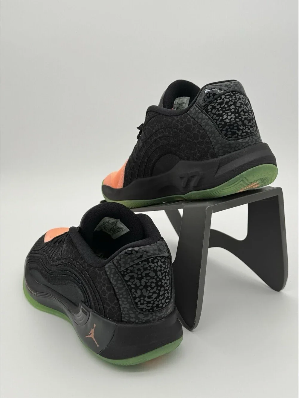 New Jordan Luka 4 Black/ Team Orange Safari Men’s 9.5 IO0204 001